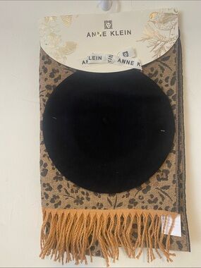 Anne Klein Black Beret with Leopard Print Scarf